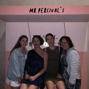 Meet your Posher, Myra